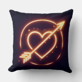 glowing image of a heart with cupid's arrow クッション (正面)