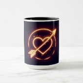 glowing image of a heart with cupid's arrow マグカップ (中央)