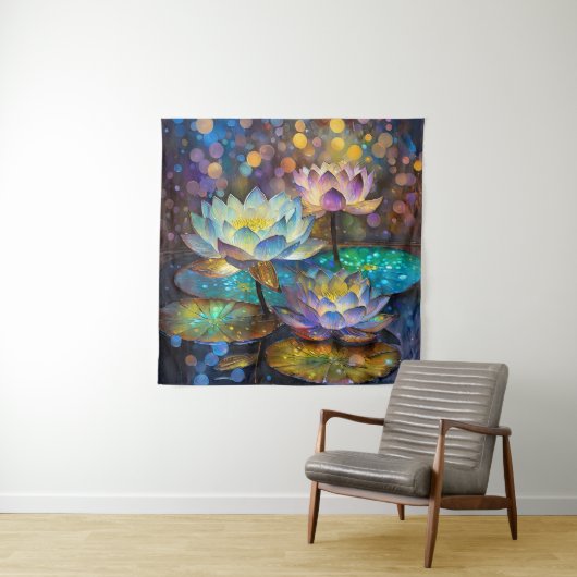 Glowing Lotus Flowers Trio タペストリー (インサイチュ)