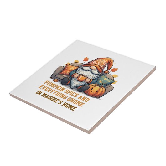 Gnome at home cosy - pumpkin design タイル (側面)