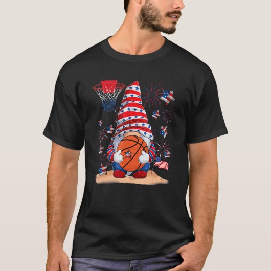 Gnome Basketball 4th July Red White Blue Boys Kids Tシャツ (正面)