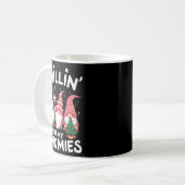 Gnome Family Christmas Chillin With My Gnomies  コーヒーマグカップ (正面左)