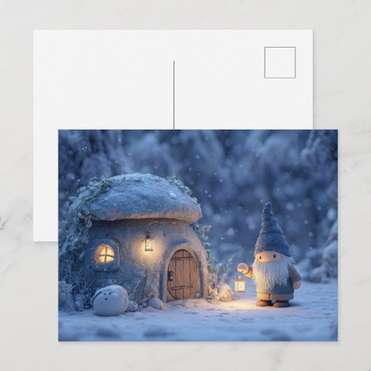 Gnome with a Lantern Outside a Snowy Stone Hut ポストカード (正面/裏面)