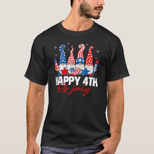 Gnomes Happy 4th Of July American Gnome Patriotic  Tシャツ (正面)