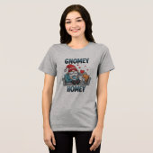 Gnomey homey gnome at home トライブレンドTシャツ (正面全面)