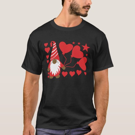 Gnomies Lovers Design Big Red Heart Valentines Day Tシャツ (正面)