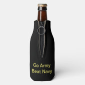 Go Army Beat Navy Beer Bottle Cozy ボトルクーラー (ボトル裏面)