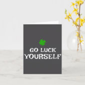 Go Luck Yourself St Patrick's Day Funny Iri-shirt  カード (黄色い花)