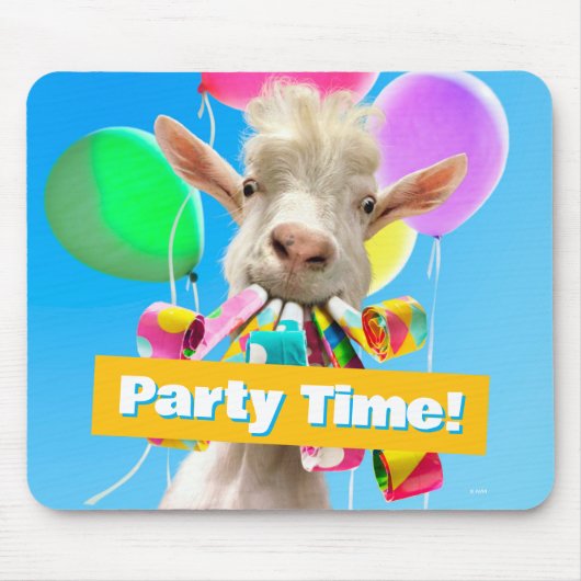Goat with Party Blowers マウスパッド (正面)