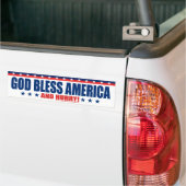God Bless Americaと急ぐ – アンチ大統領トランプ バンパーステッカー (トラック上)
