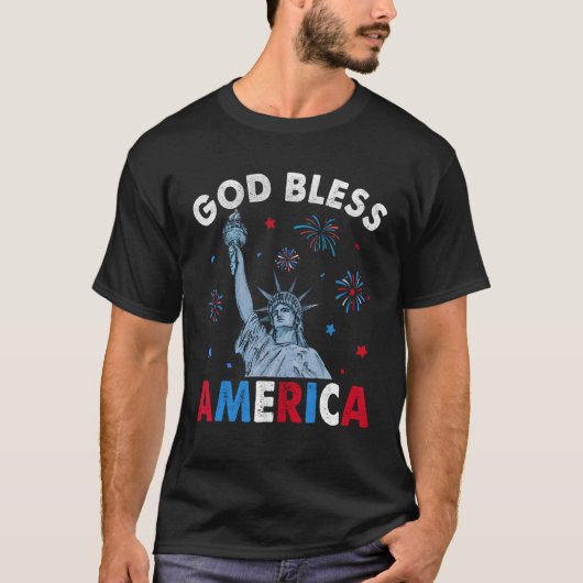 God Bless America July 4th Independence Day USA Me Tシャツ (正面)