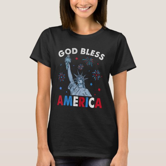 God Bless America July 4th Independence Day USA Me Tシャツ (正面)