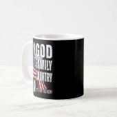 God Family Country American Flag Christian Patriot コーヒーマグカップ (正面左)