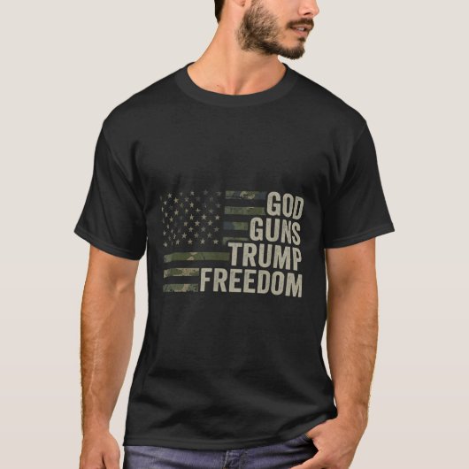God Guns Trump Freedom - Camouflage おもしろい Pro Gun Tシャツ (正面)