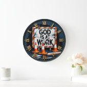 God Is at Work Christian ラージ壁時計 (ホーム)