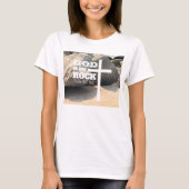 God is My Rock Bible Verse White Cross Christian Tシャツ (正面)