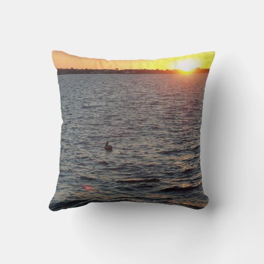 God is with Us - Sunset Peace クッション (裏面)