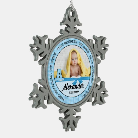 Godparents誇りを持った Blue ChecksとMonogram A スノーフレークピューターオーナメント (左)