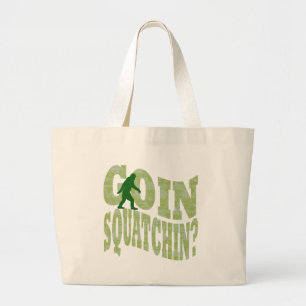 Goin squatchin?文字&グリーン迷彩柄 ラージトートバッグ