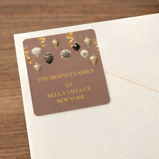 Gold and Black Christmas Baubles ラベル