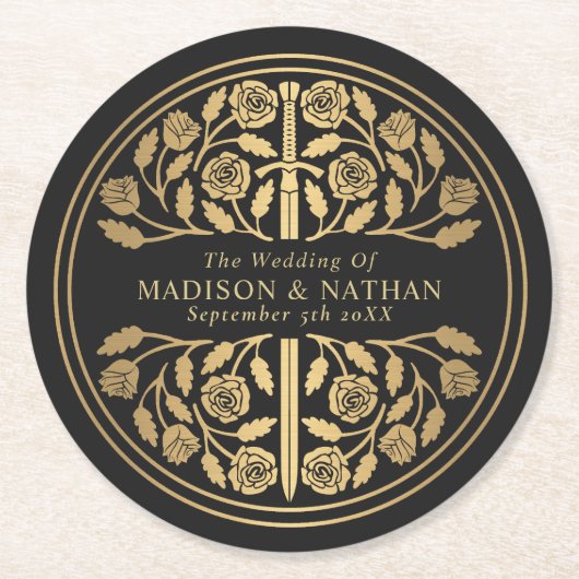 Gold Black Royal Medieval Sword Wedding ラウンドペーパーコースター (正面)