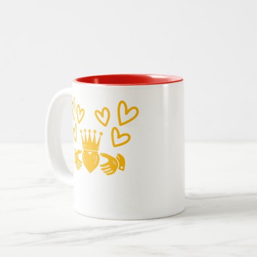 Gold Claddagh Ring Coffee Mug ツートーンマグカップ (正面左)