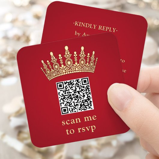 Gold Crown Elegant Red Quinceañera Scan Me QR RSVP エンクロージャーカード