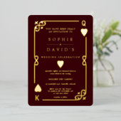 Gold Deep Burgundy Casino Vegas Poker Wedding 箔招待状 (立ち正面)