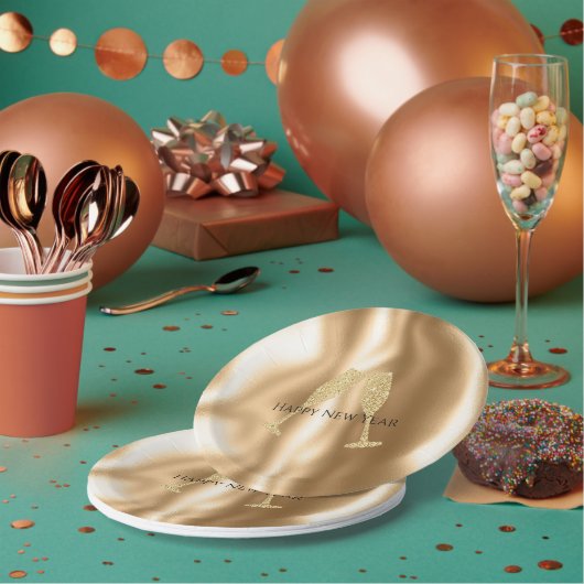 Gold Diamond Sparkle Champagne Glasses New Year's ペーパープレート (複数)