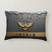 Gold Eagle Emblem With Spread Wings アクセントクッション (裏面)