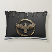 Gold Eagle Emblem With Spread Wings アクセントクッション (裏面)