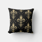 Gold fleur-de-lis seamless pattern on black クッション (正面)
