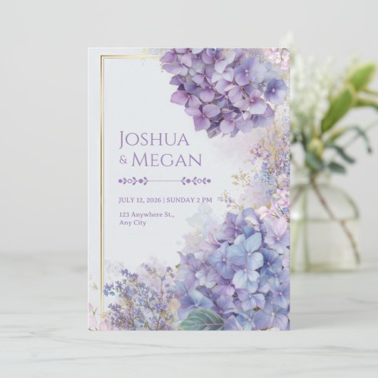 Gold Gilded Periwinkle Hydrangea Frame Wedding 招待状 (スタンド正面)