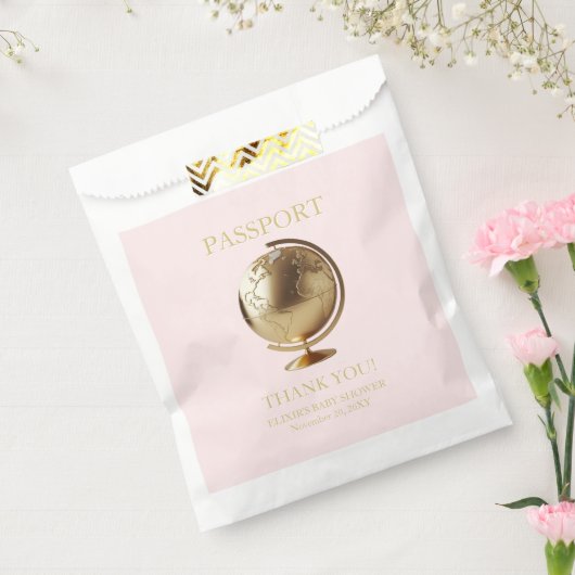 Gold Globe Passport Travel Baby Shower フェイバーバッグ (封をした状態)