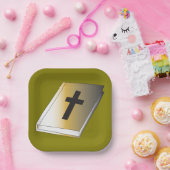 Gold Holy Bible with Black Cross Religious ペーパープレート (パーティー)
