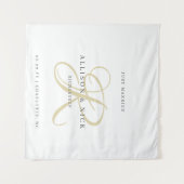 Gold Minimalistic Monogram Just Married Reception タペストリー (正面(横))