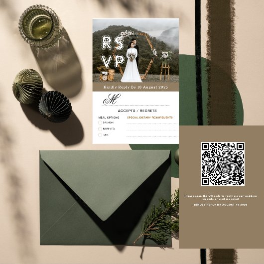 Gold Modern Minimalist Photo & QR Wedding RSVP サンキューカード