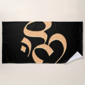 Gold Om ビーチタオル (正面)