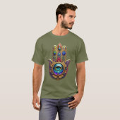 Gold Peacock Colors Hamsa Green Sapphire Third Eye Tシャツ (正面フル)