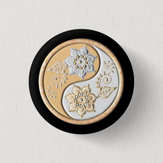 Gold & Silver Yin Yang 缶バッジ (正面)