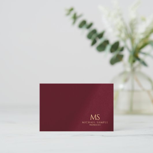 Gold Text Monogram Template Luxe Bordeaux Elegant 名刺 (スタンド正面)