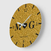 Gold Textured Monogram Wall Clock for Love ラージ壁時計 (傾斜)
