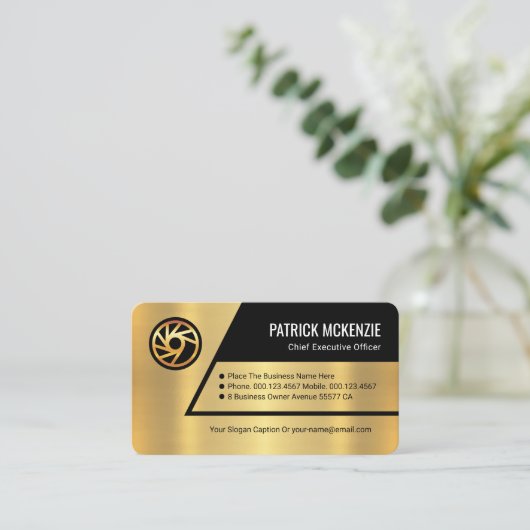 Gold Trapezium Layers Business Owner 名刺 (スタンド正面)