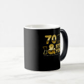 Golden 70 and still young 70th birthday quote モーフィングマグカップ (正面右)