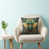 Golden Beetle Emblem Pillow - Embrace Elegance クッション (椅子)