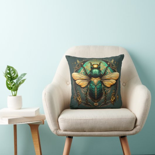 Golden Beetle Emblem Pillow - Embrace Elegance クッション (椅子)