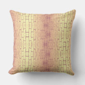 Golden Brick Wall – Symmetrical Architectural Patt クッション (正面)