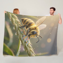 Golden Bumblebee in Bloom Dance.7 フリースブランケット