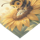 Golden Bumblebee in Bloom Dance.9 ショートテーブルランナー (コーナー)