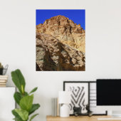 Golden Desert Cliff Under Blue Sky ポスター (ホームオフィス)